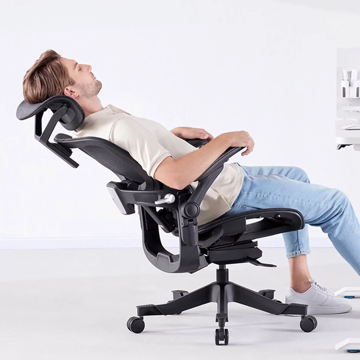 Кресло H1 Classic Черный (1761469915) в Киеве