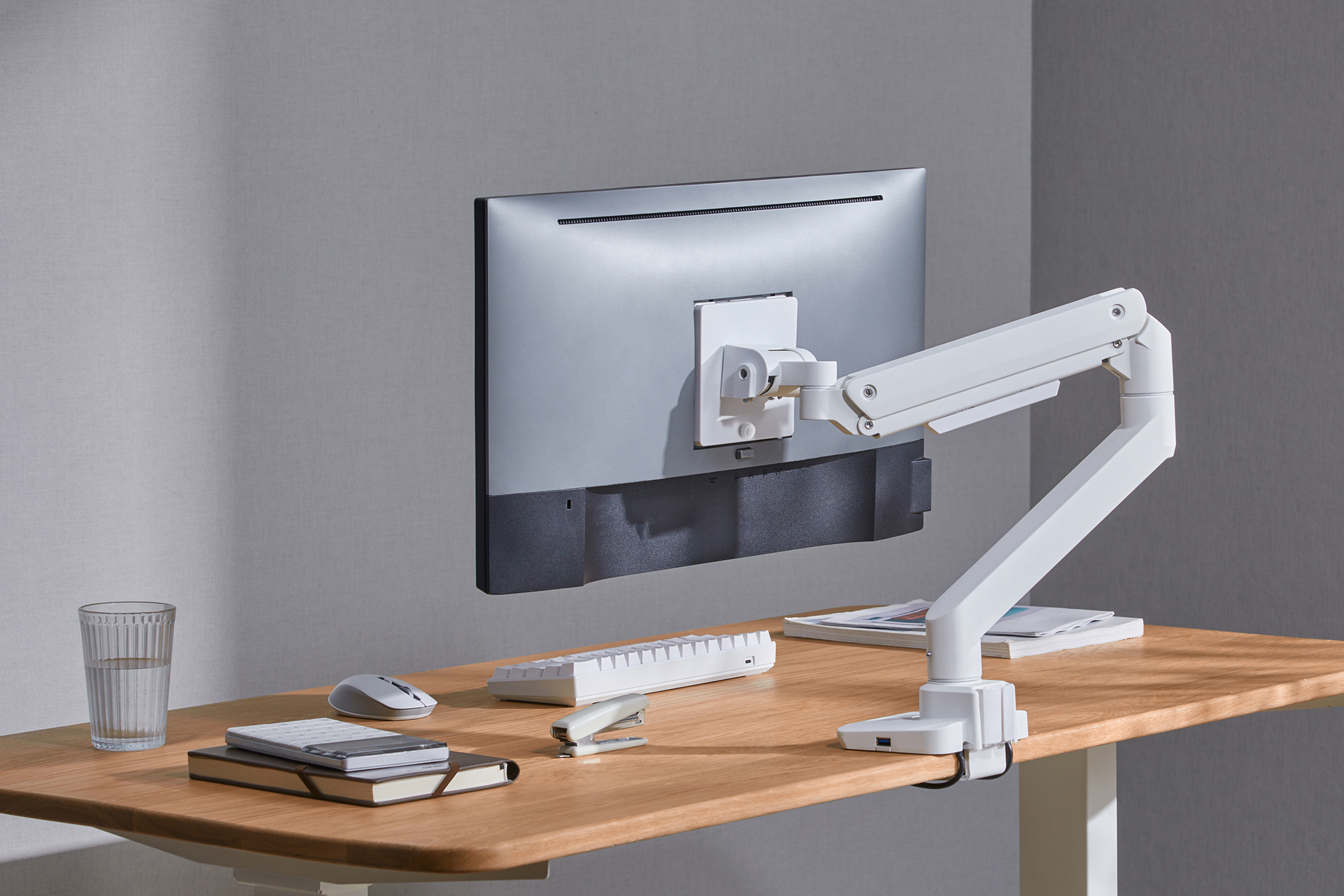 Настольное крепление для монитора OfficePro MA801 17-49'' White (1311205431) с доставкой
