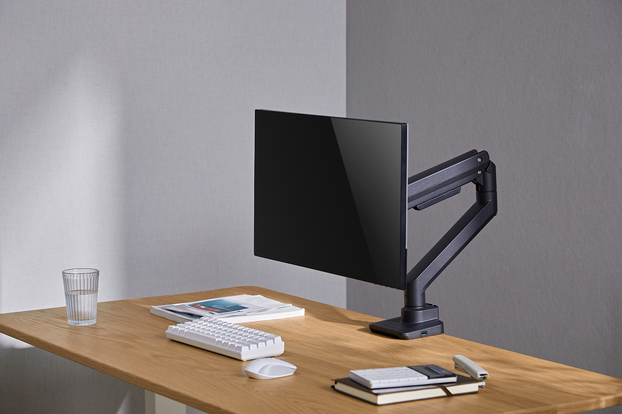 Настольное крепление для монитора OfficePro MA801 17-49'' Black (1311205430) в интернет-магазине