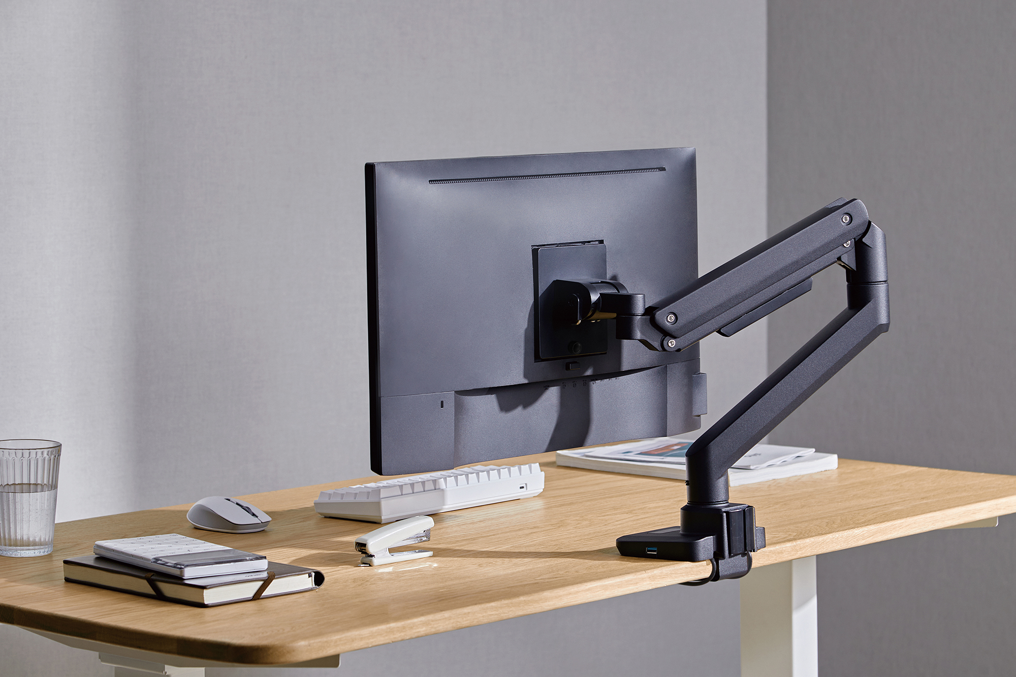 Настольное крепление для монитора OfficePro MA801 17-49'' Black (1311205430) с доставкой