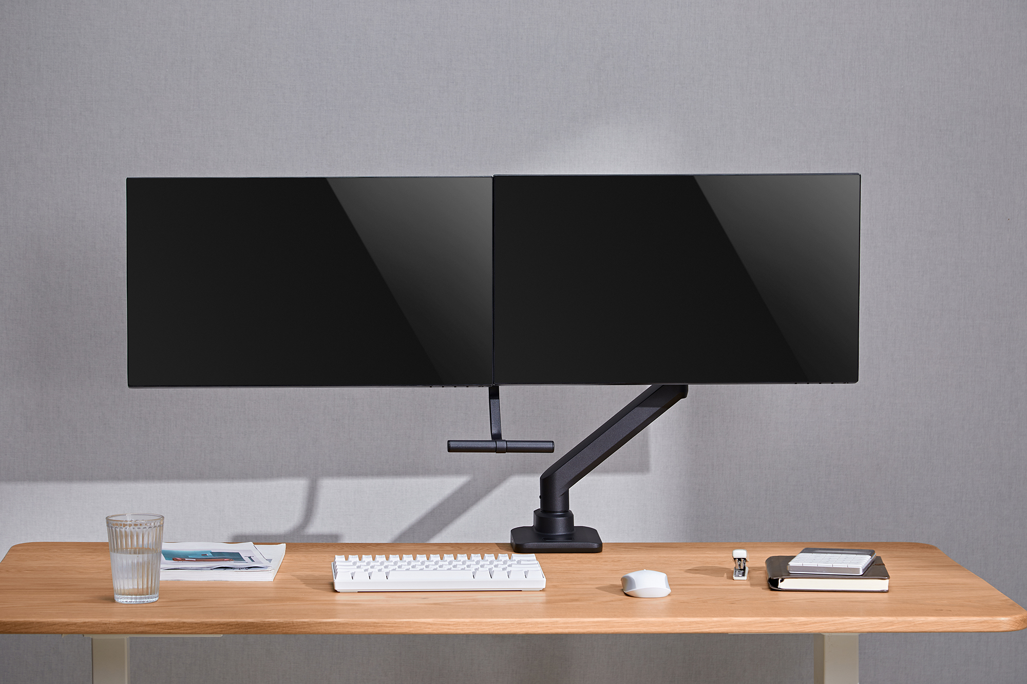 Настольное крепление для монитора OfficePro MA802B 17-32'' Black (1311205482) в Киеве